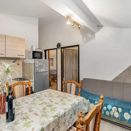 Visnja Apartamento Nin