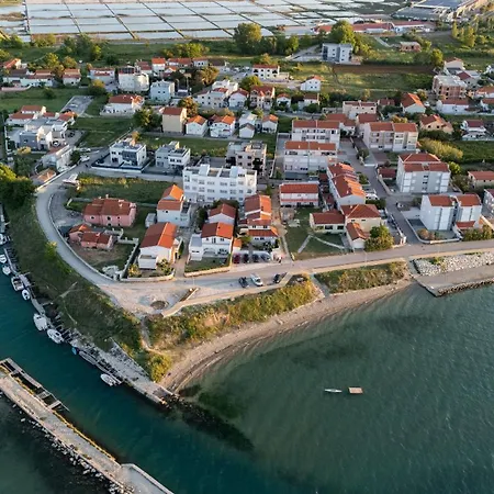 Visnja Apartamento Nin