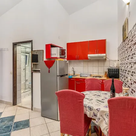 Visnja Apartamento Nin
